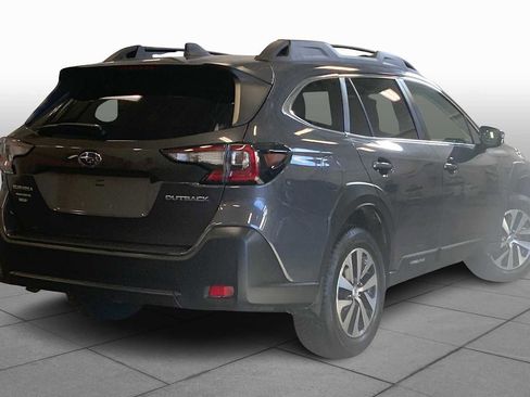 Used 2023 Subaru Outback Premium image 14