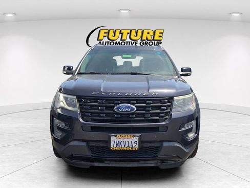 Used 2017 Ford Explorer Sport AWD/4WD image 2