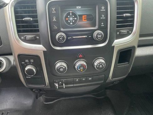 Used 2014 RAM 2500 SLT AWD/4WD image 12