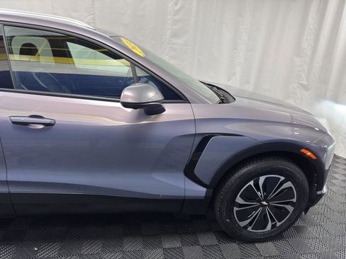 Used 2024 Chevrolet Blazer EV LT image 11