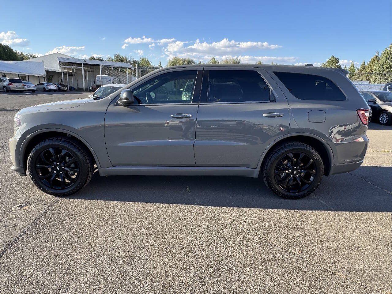 Used 2020 Dodge Durango SXT AWD/4WD image 2