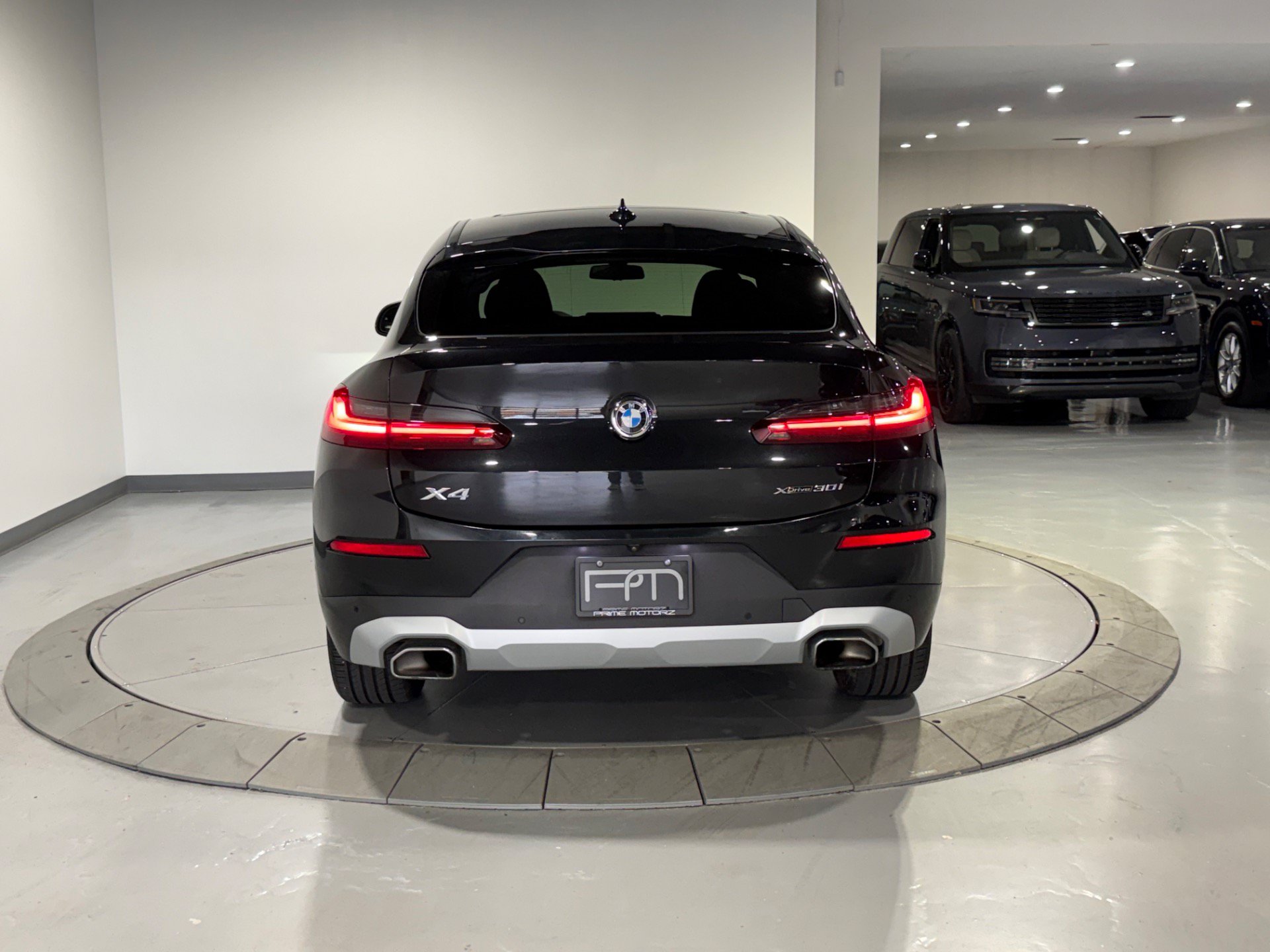Used 2024 BMW X4 xDrive30i AWD/4WD image 17