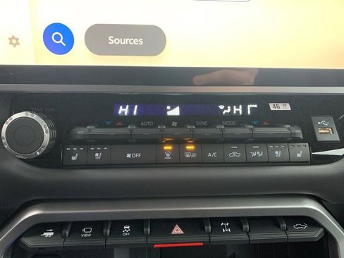 New 2025 Toyota Tundra Platinum image 21