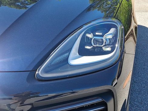 Used 2021 Porsche Cayenne E-Hybrid AWD/4WD image 9