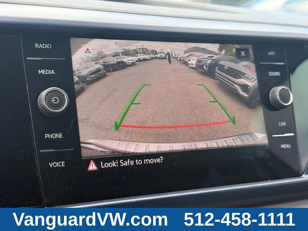Used 2023 Volkswagen Taos SE FWD image 15