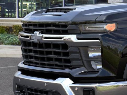New 2026 Chevrolet Silverado 2500 LT w/ True North Edition AWD/4WD image 13