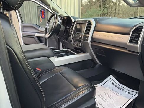 Used 2019 Ford F250 Lariat w/ Lariat Ultimate Package image 13