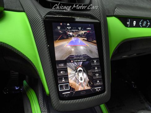 Used 2025 Lamborghini Revuelto AWD/4WD image 14