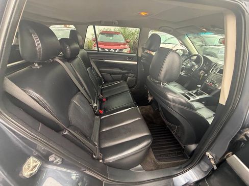 Used 2014 Subaru Outback 2.5i Premium AWD/4WD image 16