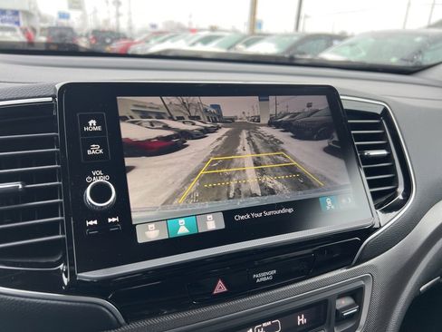 Used 2025 Honda Ridgeline RTL image 13