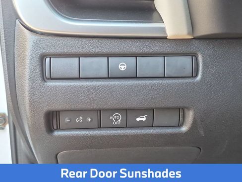 Used 2025 Nissan Rogue SV w/ SV Premium Package FWD image 22