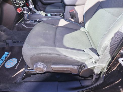 Used 2022 Jeep Wrangler Unlimited Rubicon 4xe w/ Safety Group image 16