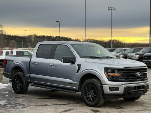 Used 2025 Ford F150 XLT w/ Equipment Group 302A MID image 35