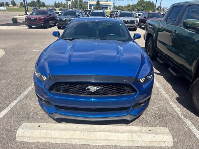 Used 2017 Ford Mustang Coupe RWD image 2