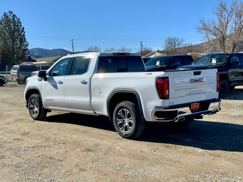 New 2026 GMC Sierra 1500 SLT w/ SLT Convenience Package AWD/4WD image 3