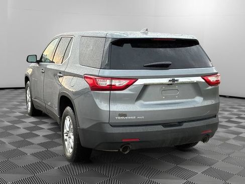 Used 2020 Chevrolet Traverse LS AWD/4WD image 3