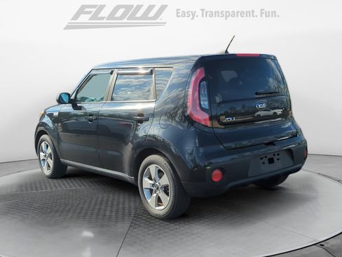 Used 2018 Kia Soul FWD image 6