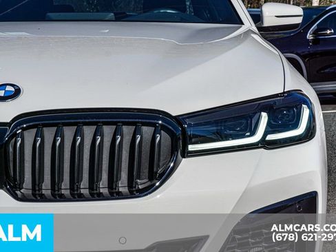 Used 2023 BMW 540i w/ Executive Package image 12
