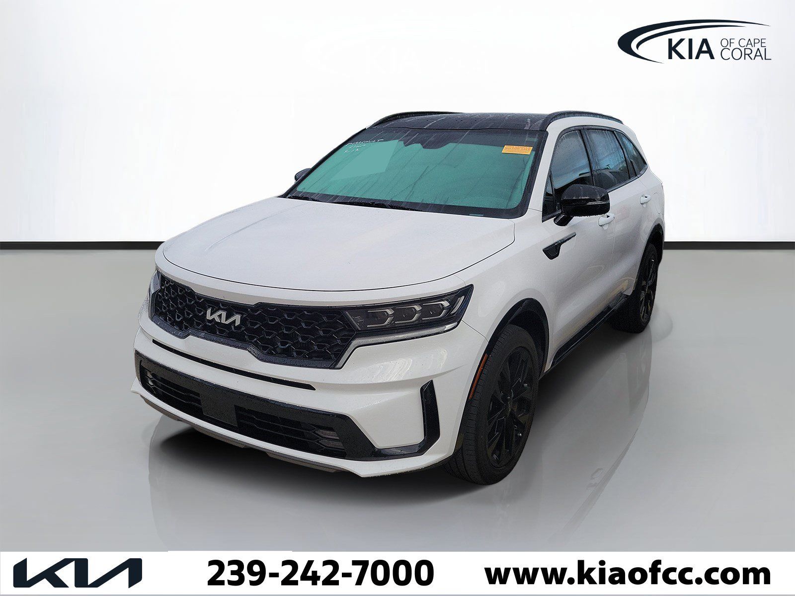 Certified 2023 Kia Sorento SX FWD image 3