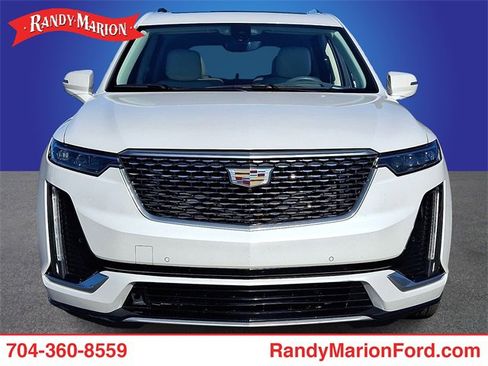 Used 2020 Cadillac XT6 Premium Luxury image 2