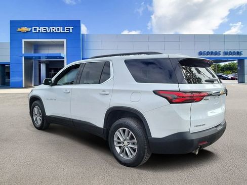 Certified 2023 Chevrolet Traverse LT image 3