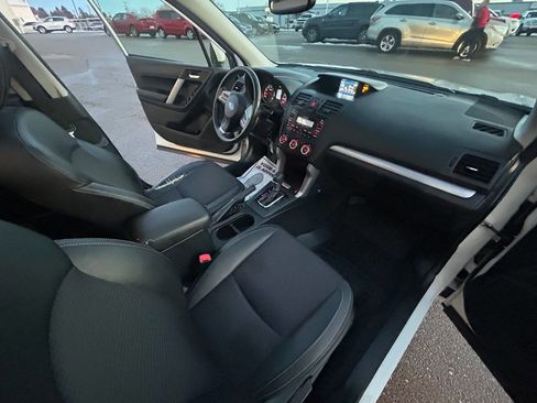 Used 2015 Subaru Forester 2.0XT Premium image 12