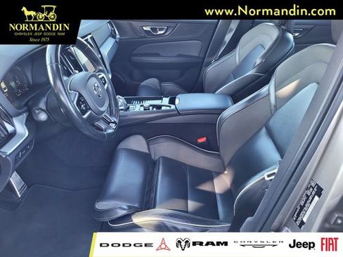 Used 2019 Volvo S60 T8 R-Design AWD/4WD image 15