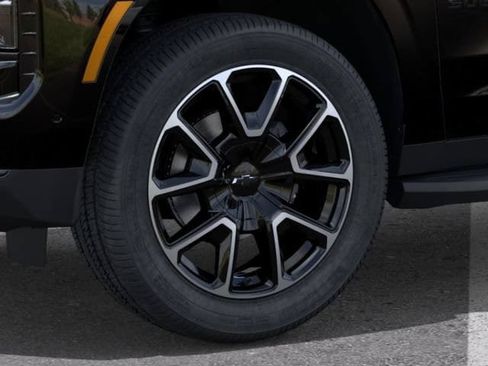 New 2026 Chevrolet Suburban RST AWD/4WD image 9