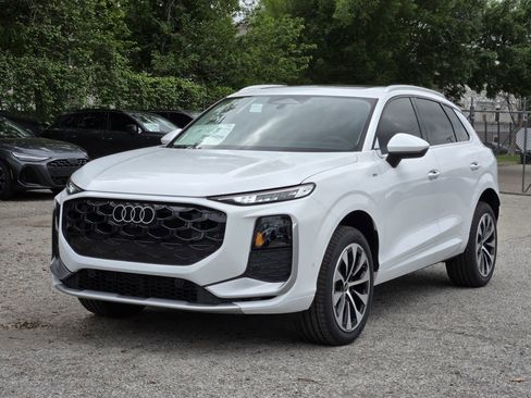 New 2026 Audi Q3 quattro 2.0T AWD/4WD image 6