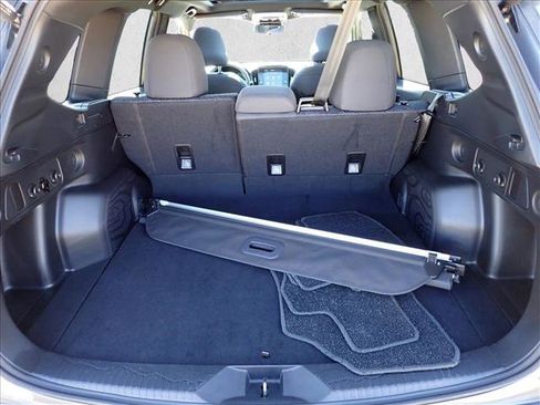 Certified 2025 Subaru Forester Premium AWD/4WD image 8