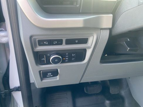 Used 2022 Ford F150 XLT w/ Trailer Tow Package AWD/4WD image 15