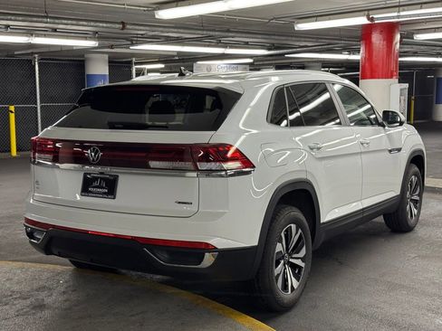 New 2026 Volkswagen Atlas Cross Sport SE image 6