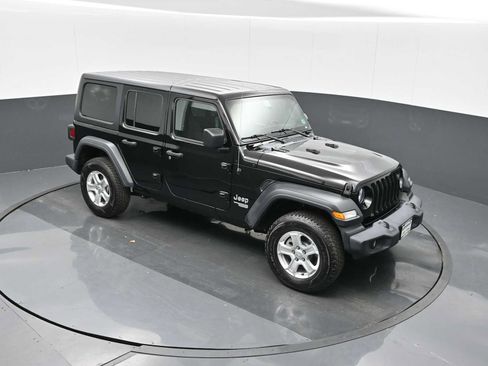Used 2020 Jeep Wrangler Unlimited Sport S image 16