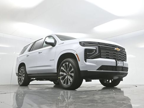 New 2026 Chevrolet Tahoe High Country AWD/4WD image 64