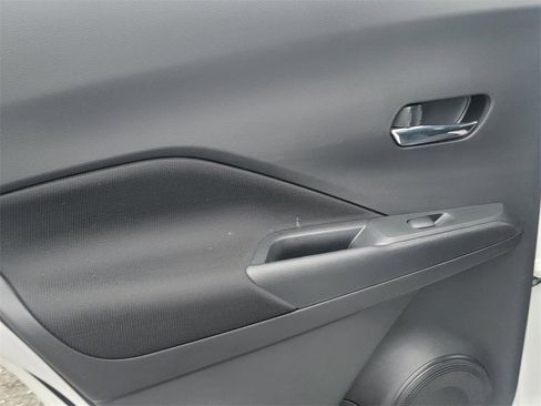 Certified 2024 Nissan Kicks SV image 12