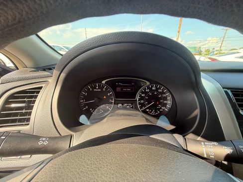 Used 2013 Nissan Altima 2.5 S FWD image 16