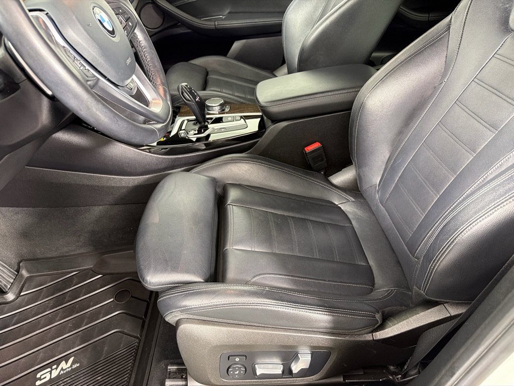 Used 2019 BMW X3 xDrive30i w/ Premium Package AWD/4WD image 12