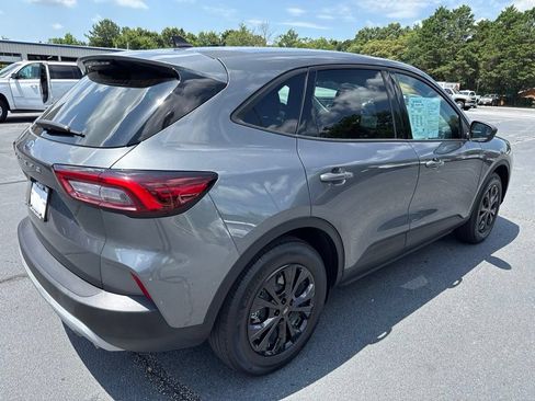Used 2025 Ford Escape Active FWD image 2