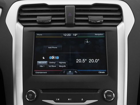 Used 2014 Ford Fusion SE FWD image 22