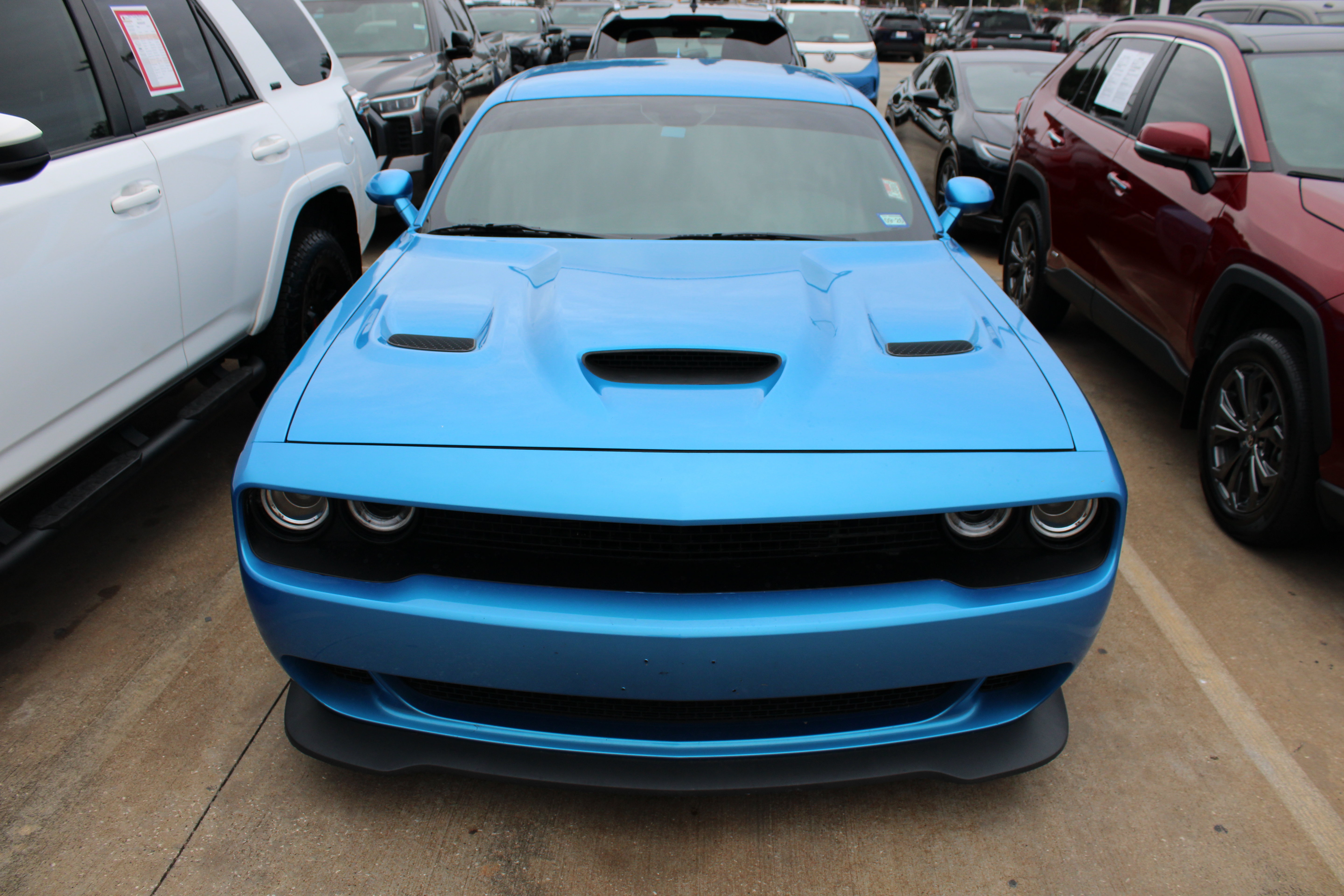 Used 2015 Dodge Challenger SRT Hellcat RWD image 4