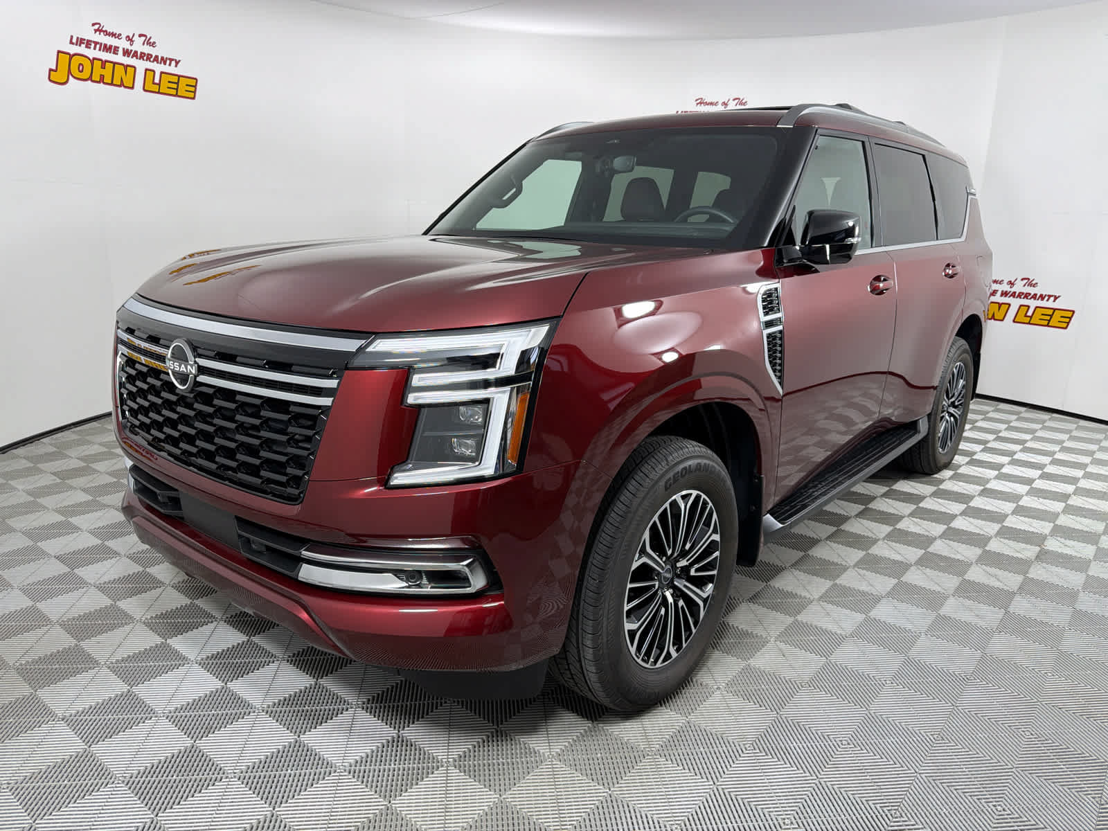 Certified 2026 Nissan Armada Platinum RWD image 1