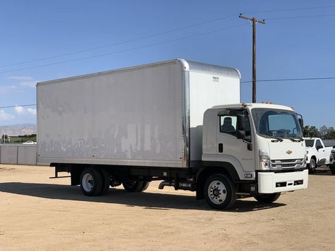 New 2024 Chevrolet Low Cab Forward 6500XD RWD image 3