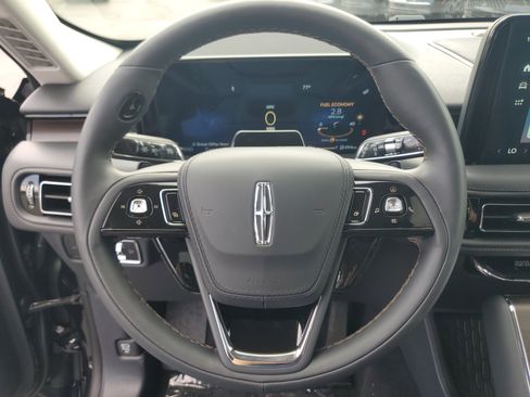 New 2026 Lincoln Aviator Reserve w/ Jet Appearance Package AWD/4WD image 15