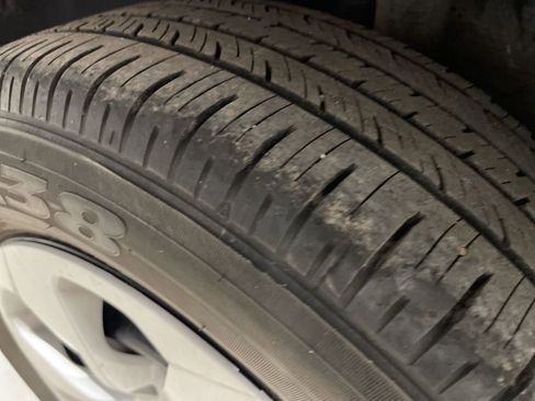 Used 2024 Toyota RAV4 LE image 39