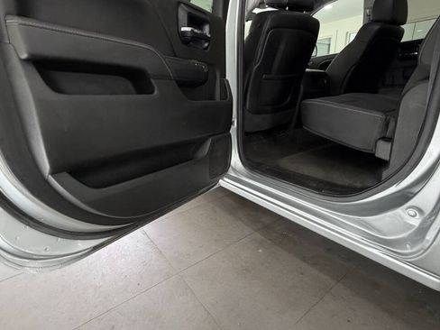 Used 2014 GMC Sierra 1500 SLE w/ All-Terrain Package AWD/4WD image 17