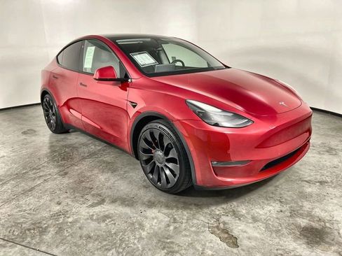 Used 2022 Tesla Model Y Performance image 2
