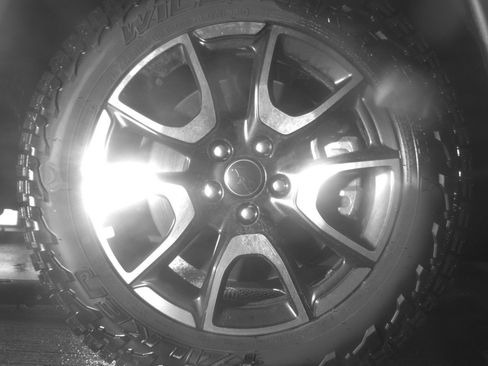 Used 2025 Jeep Compass Trailhawk image 13