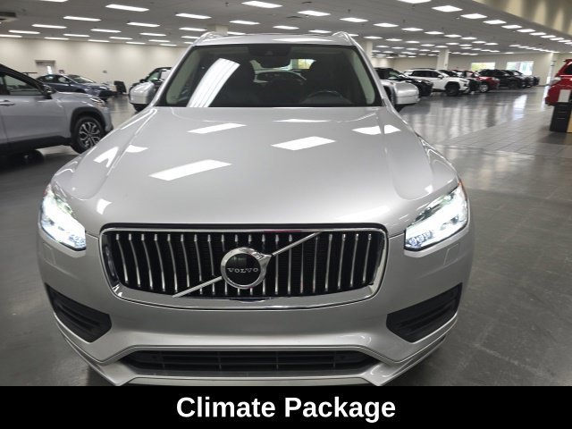 Used 2021 Volvo XC90 T5 Momentum w/ Climate Package AWD/4WD image 2
