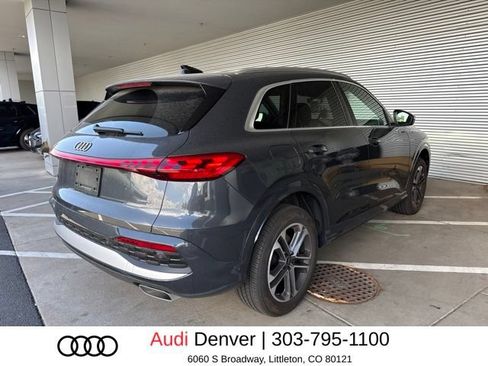 Used 2025 Audi Q5 Premium w/ Convenience Package AWD/4WD image 3