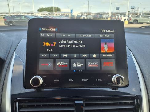 Used 2024 Mitsubishi Eclipse Cross SE AWD/4WD image 12